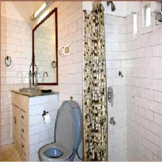 Stay In A Homestay In Delhi, New Delhi 3